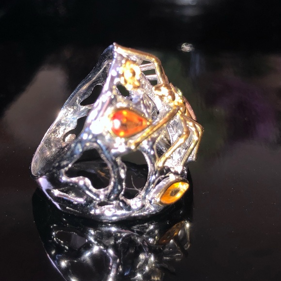 Unique Genuine Ammolite and Sapphire Ring - Picture 7 of 9